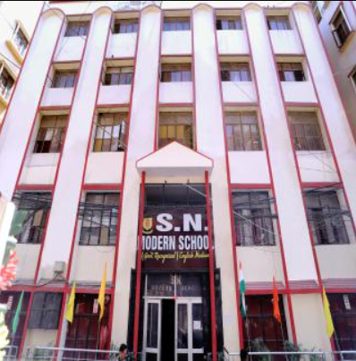 S.N Modern School review