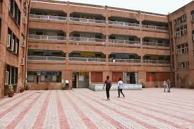 Veer Savarkar Sarvodaya Kanya Vidyalaya,is one of the best schools in kalkaji New Delhi.