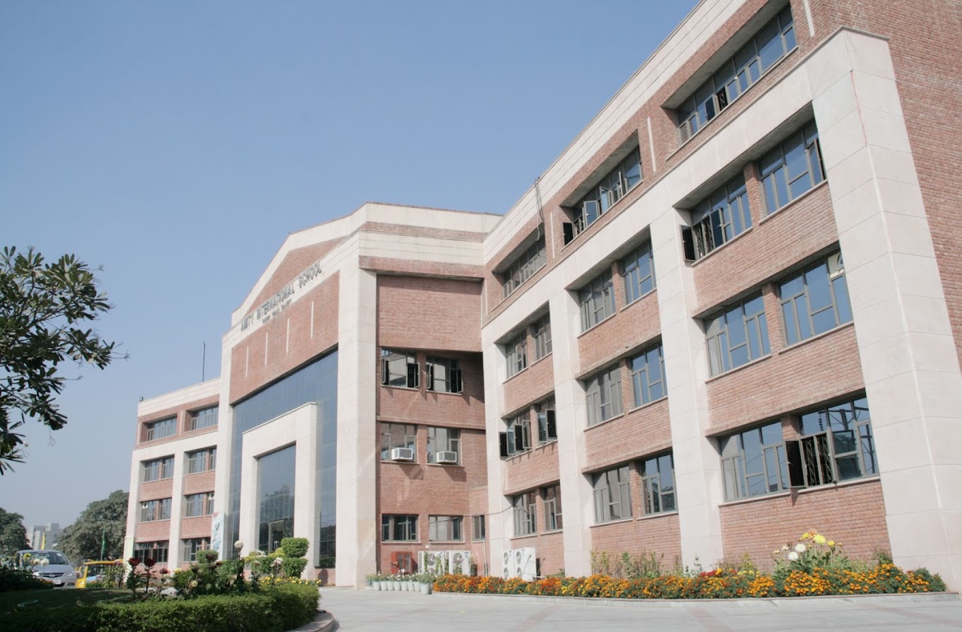 Amity International School, reviews