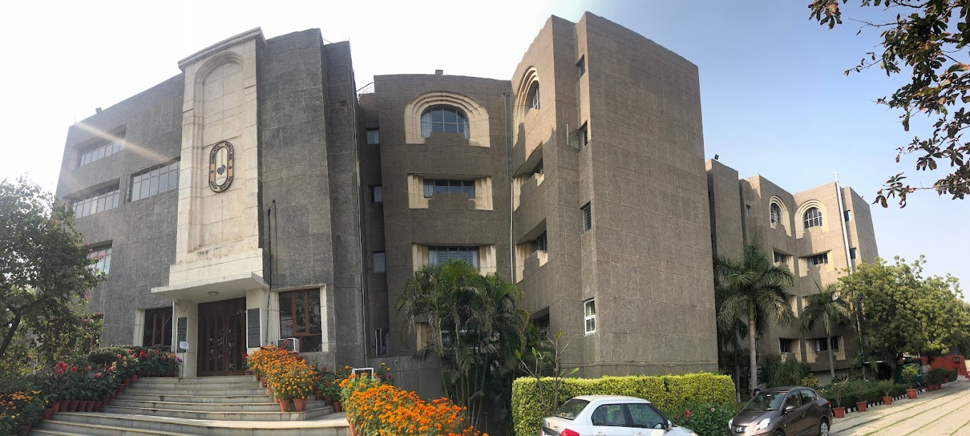 Chinmaya Vidyalaya, review