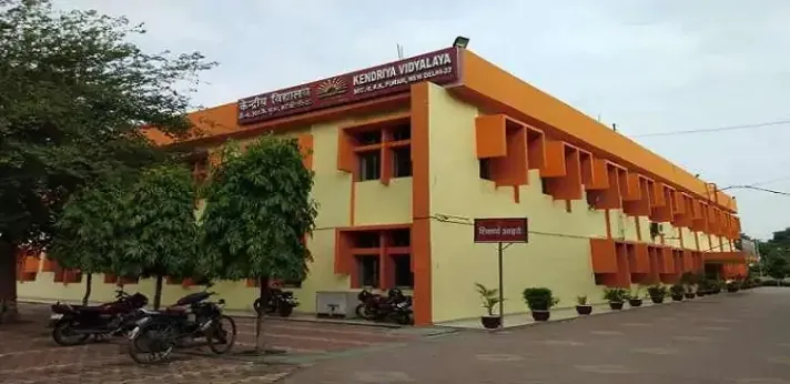 Kendriya Vidyalaya, Rk Puram Sector 8 , review